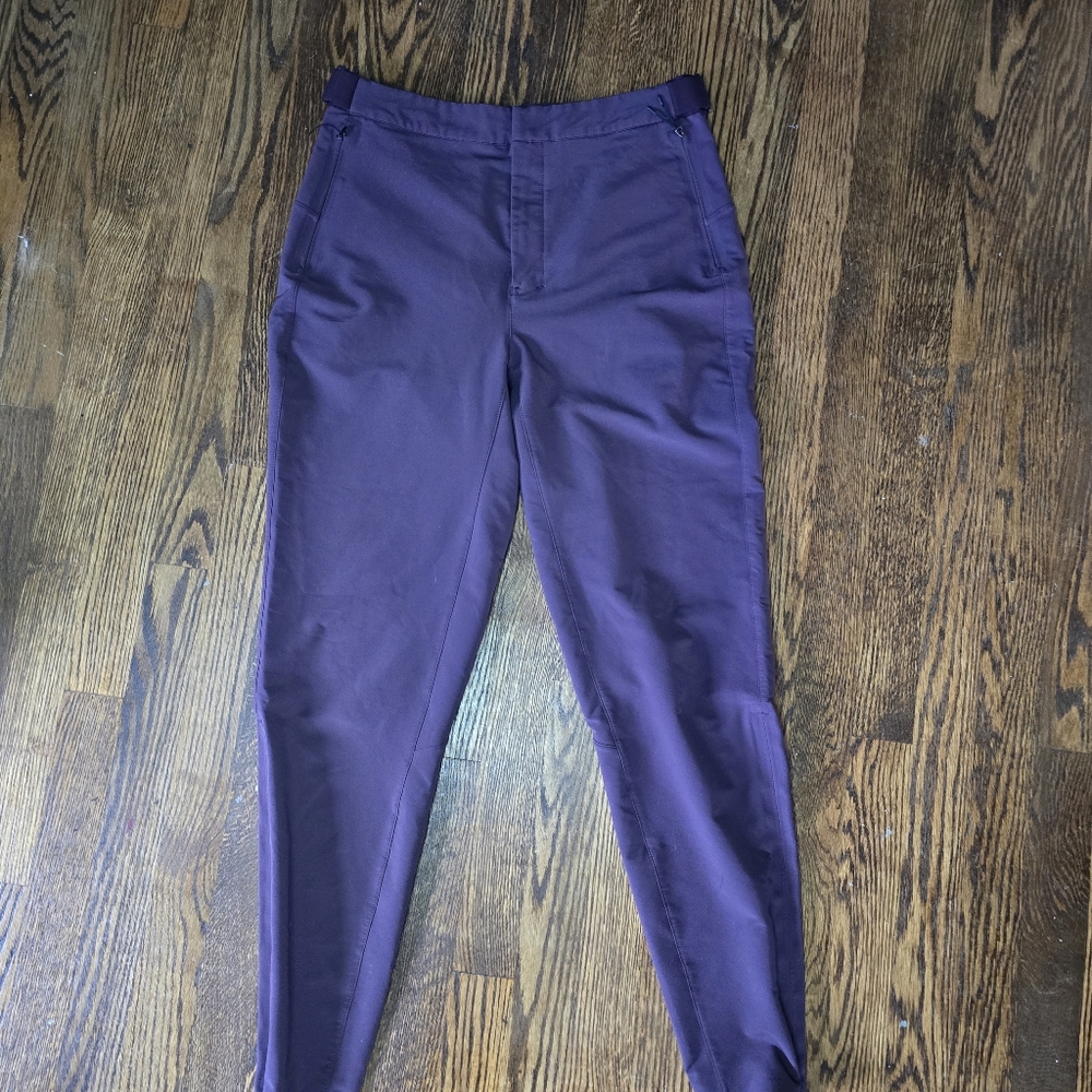 Lululemon Lab Tapered Trouser — Size 6 (Plum) | Rare